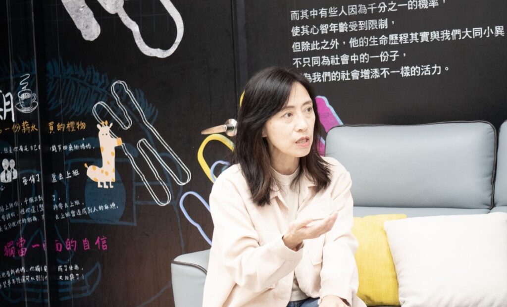 副執行長朱貽莊